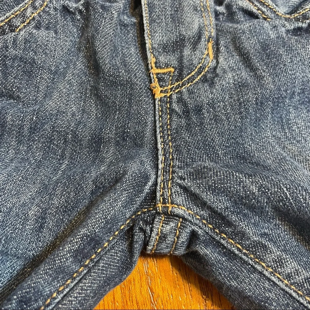 GAP baby lined
